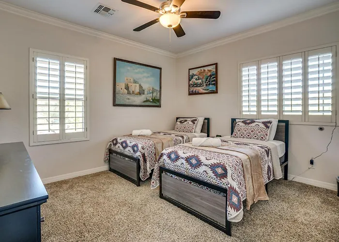 Mtn-view Patio Oasis! Luxe Family In Holiday home