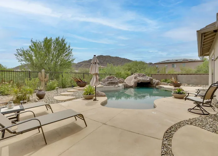 Holiday home Mtn-view Patio Oasis! Luxe Family In