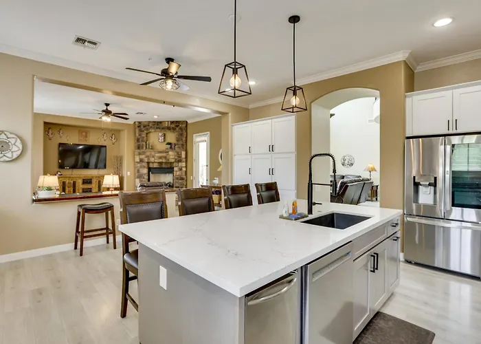 Mtn-view Patio Oasis! Luxe Family In Holiday home *