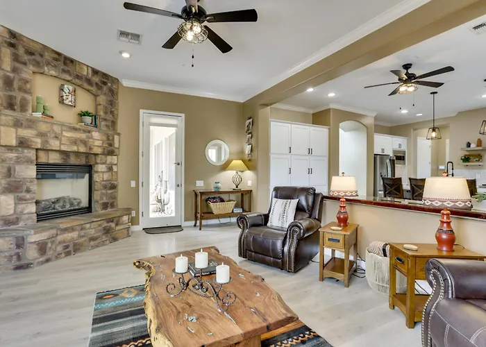 Holiday home Mtn-view Patio Oasis! Luxe Family In Peoria