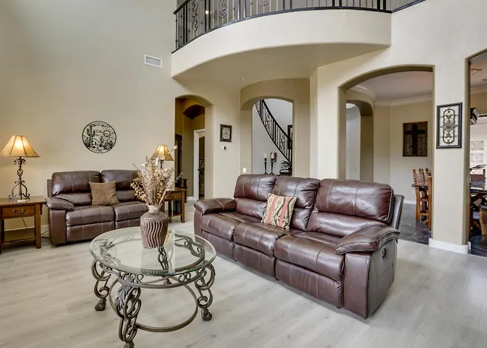 Holiday home Mtn-view Patio Oasis! Luxe Family In Peoria