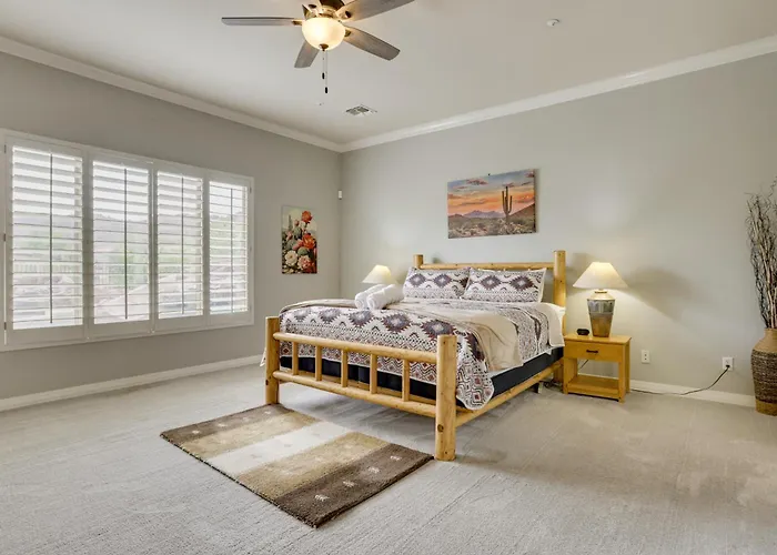 Holiday home Mtn-view Patio Oasis! Luxe Family In