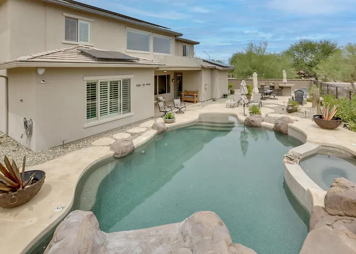 Mtn-view Patio Oasis! Luxe Family In