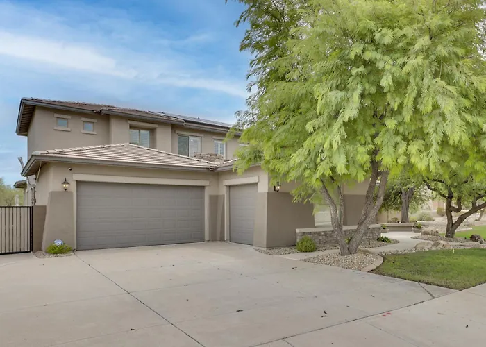 Holiday home Mtn-view Patio Oasis! Luxe Family In