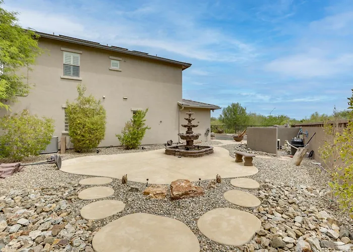 Holiday home Mtn-view Patio Oasis! Luxe Family In Peoria