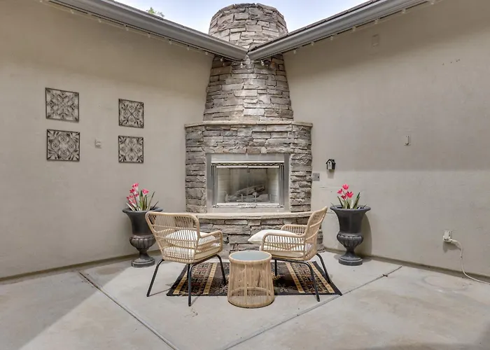 Mtn-view Patio Oasis! Luxe Family In